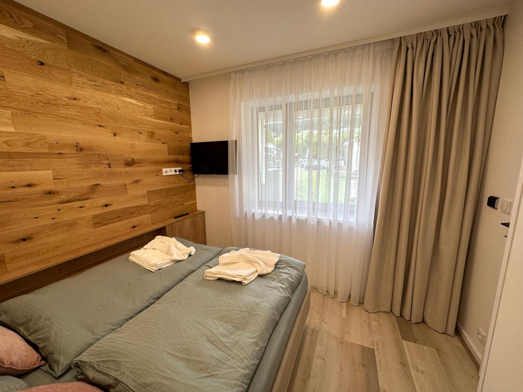 Apartman Oriens Pec Pod Snezkou Exterior photo