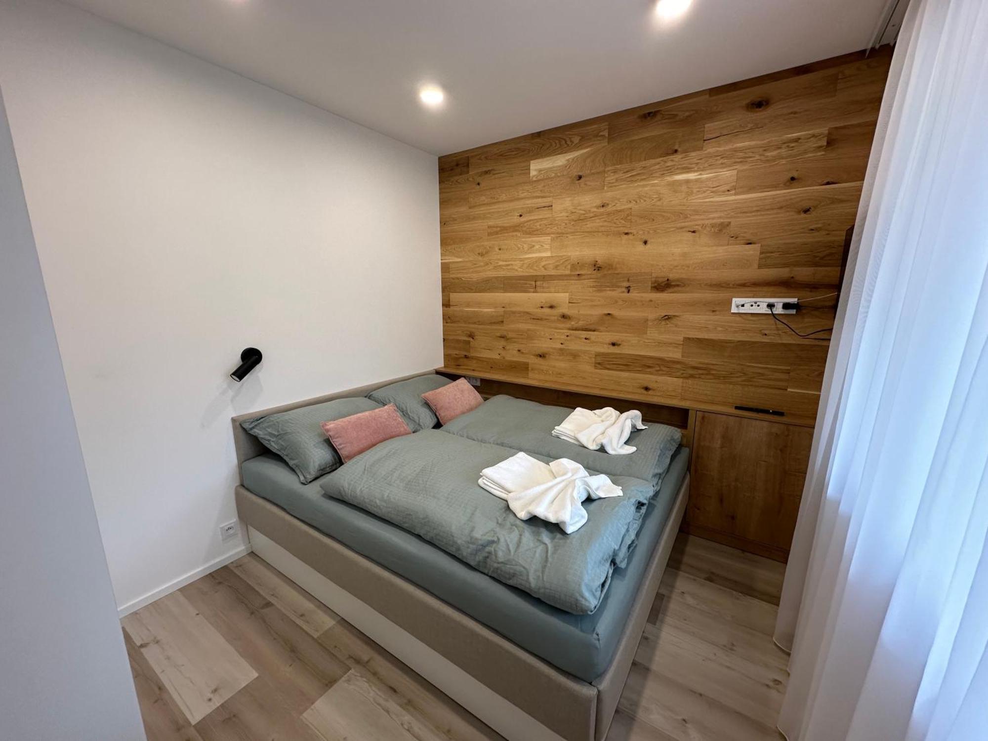 Apartman Oriens Pec Pod Snezkou Exterior photo